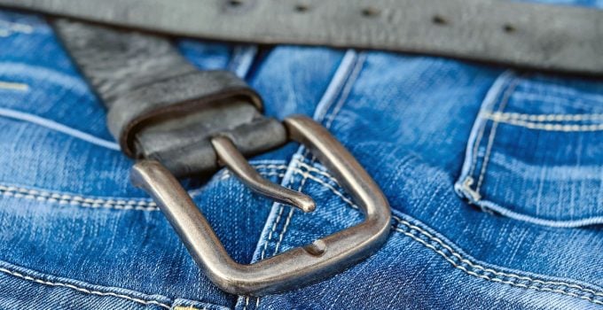 Wie wil besparen in Suriname hoeft zich niet te schamen voor het kopen van tweedehands kleding