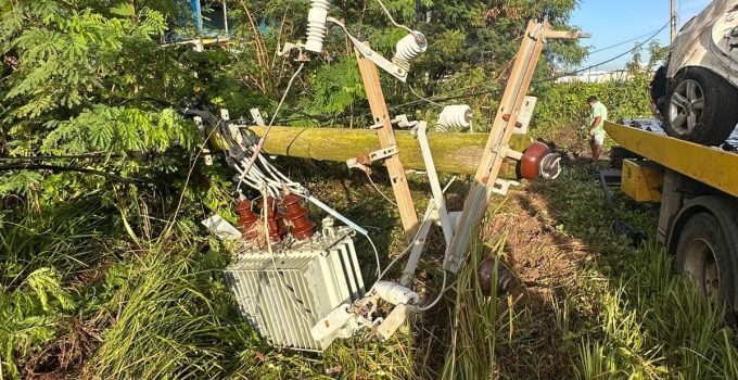 ebs mast kapotgereden verkeersongeval