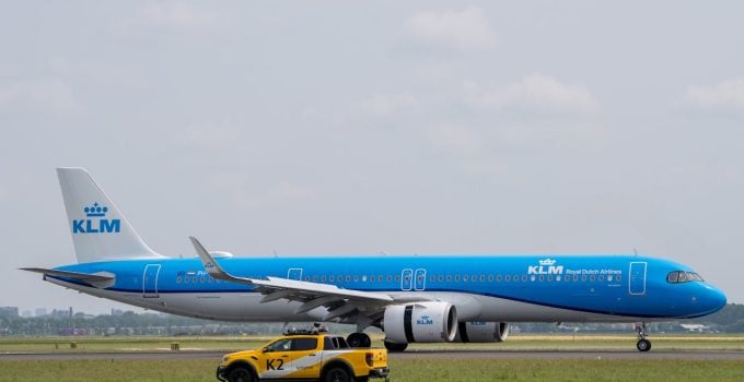 klm airbus a320 schiphol