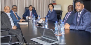 simons en chan santokhi