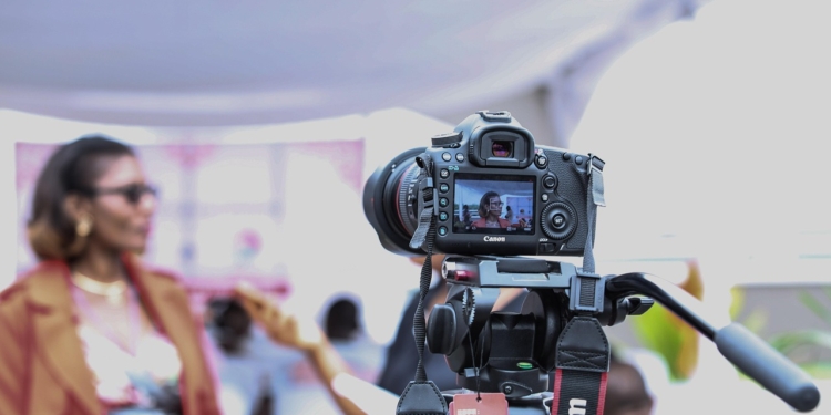 Roem camera