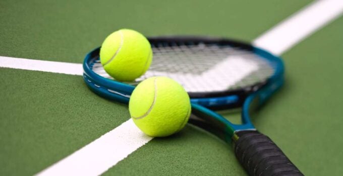 Tennis-Racquet-Picturejpg