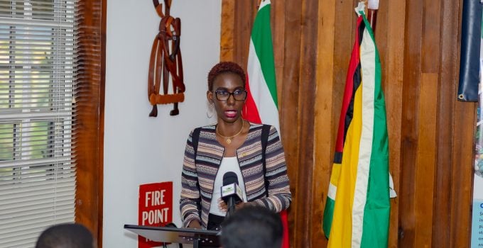 ambassadeur suriname in Guyana blankendal