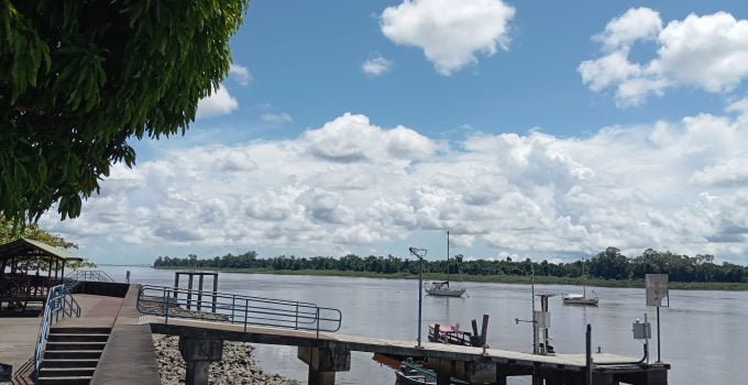 brug suriname water rivier