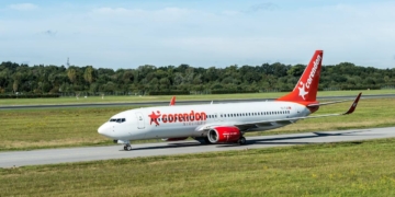 corendon vliegtuig boeing
