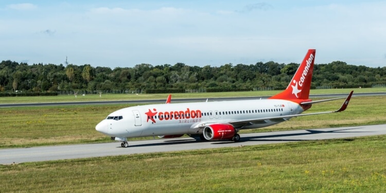 corendon vliegtuig boeing