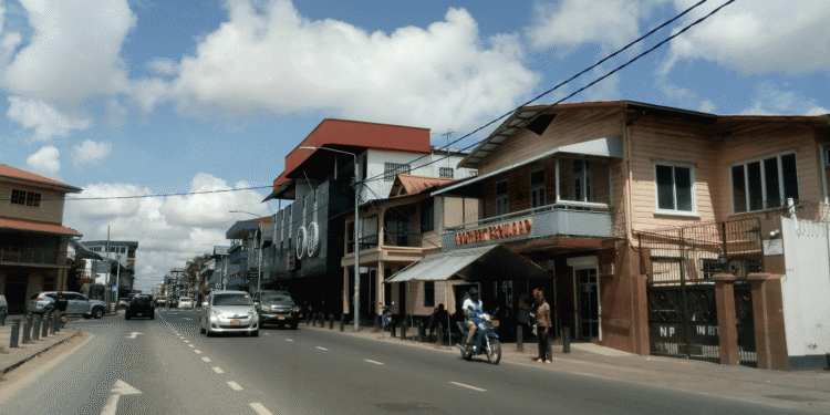 paramaribo centrum zwartenhovenbrugstraat