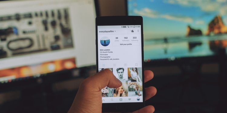 Sociale media mobiel