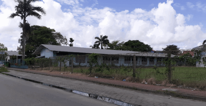 school suriname paramaribo