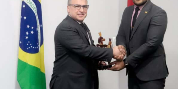 Minister Uraiqit Ramsaran