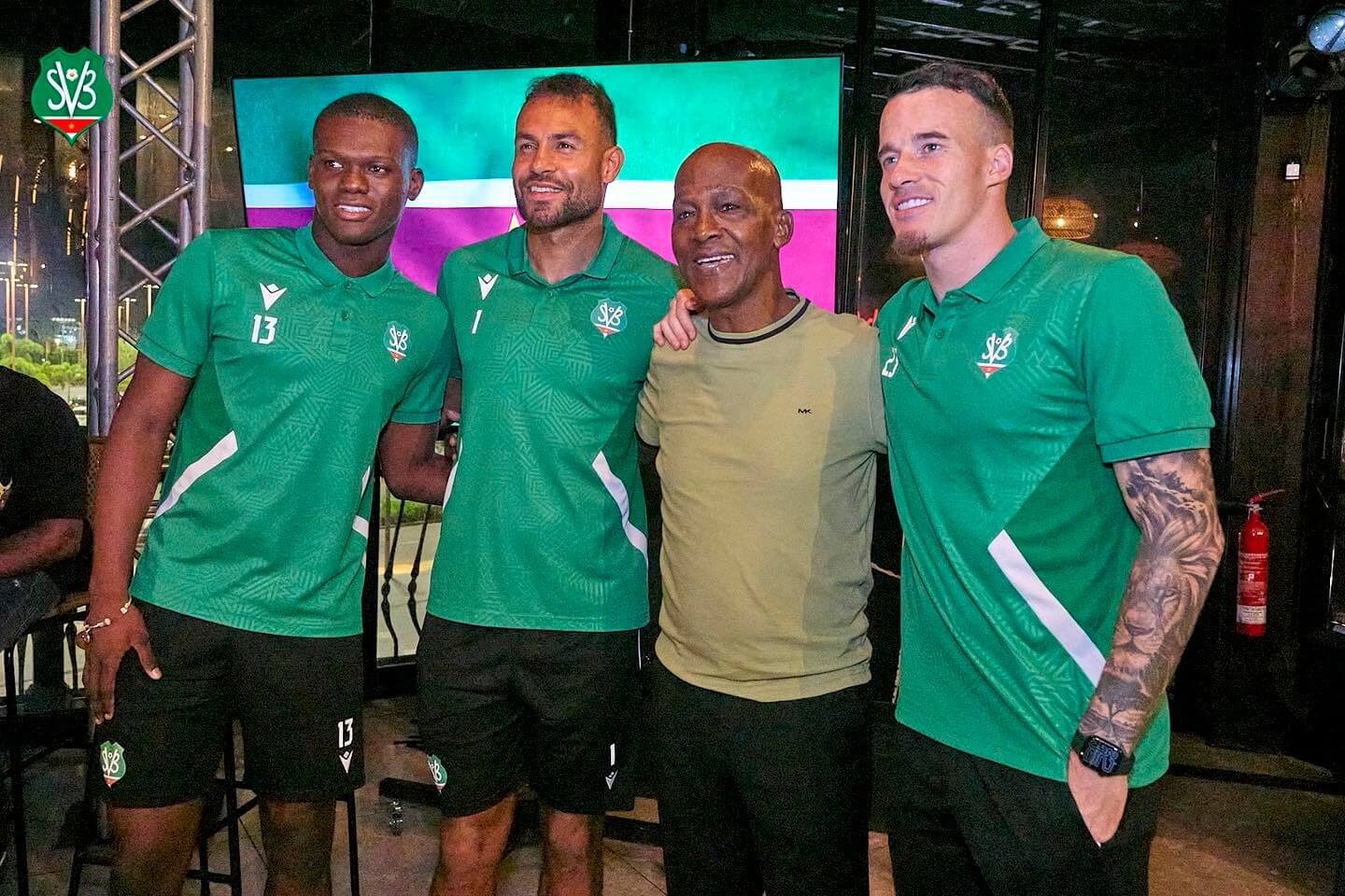 natio en groep van 77