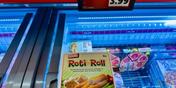 Roti rol van Lidl doet stof opwaaien: ‘lijkt op een loempia, maar is heerlijk’