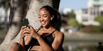 vrouw dame telefoon