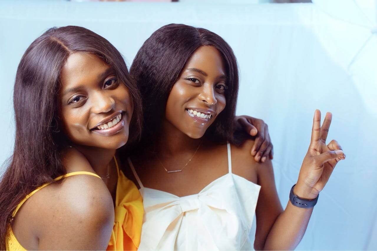 vrouwen dames afro zwart vriendinnen