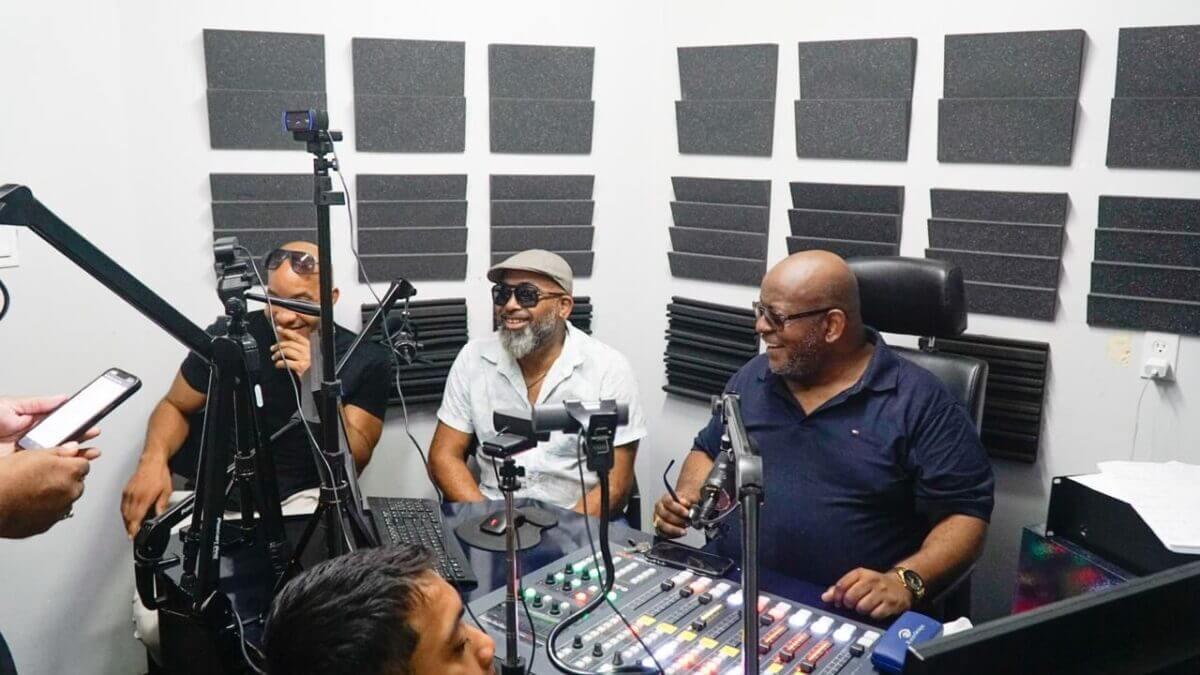 lim fm simpel telethon