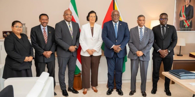 simons guyanese premier bouva en fernald
