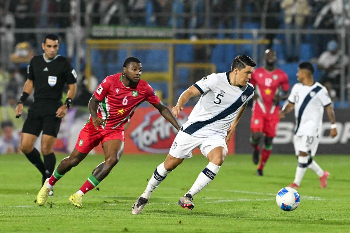 suriname guatemala natio svb voetbal