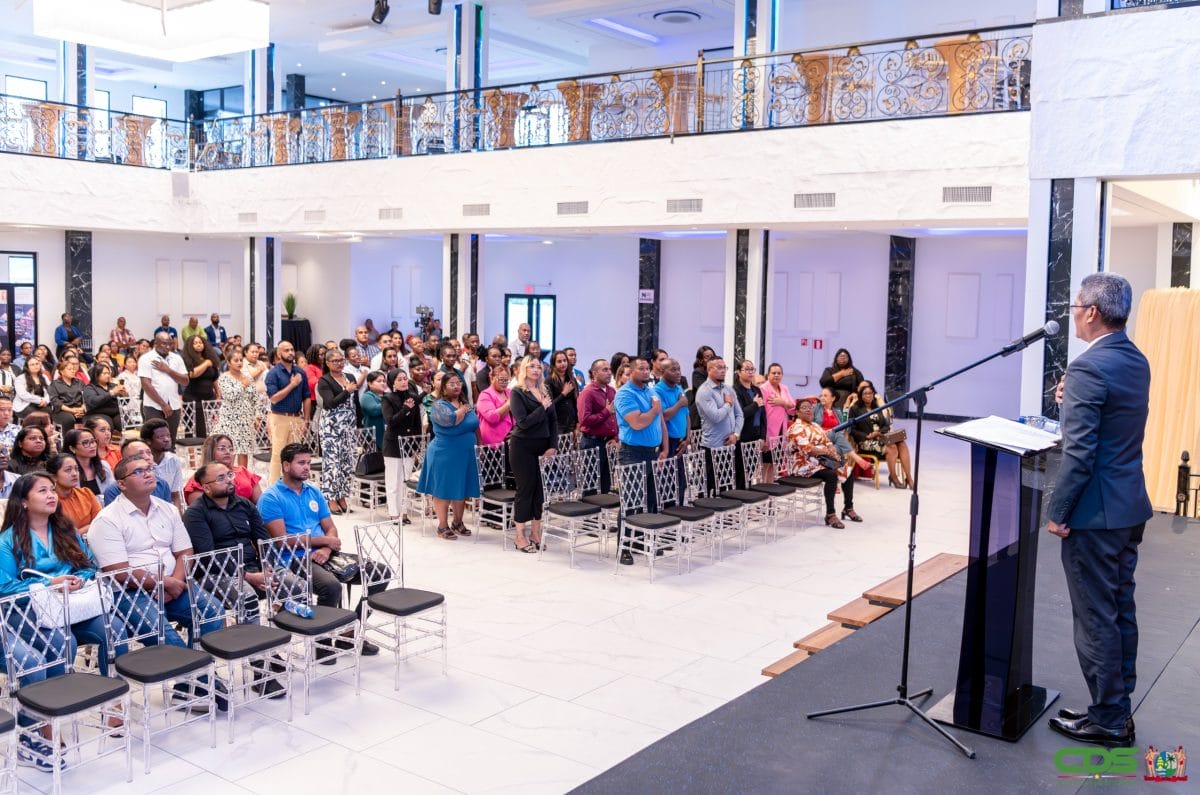 Ambtenaren BiZa leggen integriteitseed af