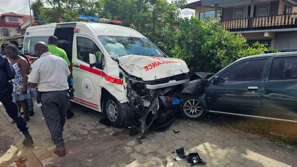 botsing met ambulance