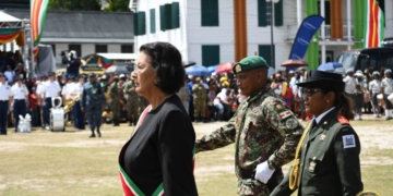 jennifer simons nationaal leger