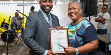 monorath gepensioneerden gehuldigd