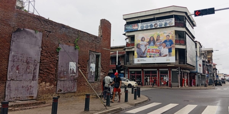 paramaribo suriname gebouw