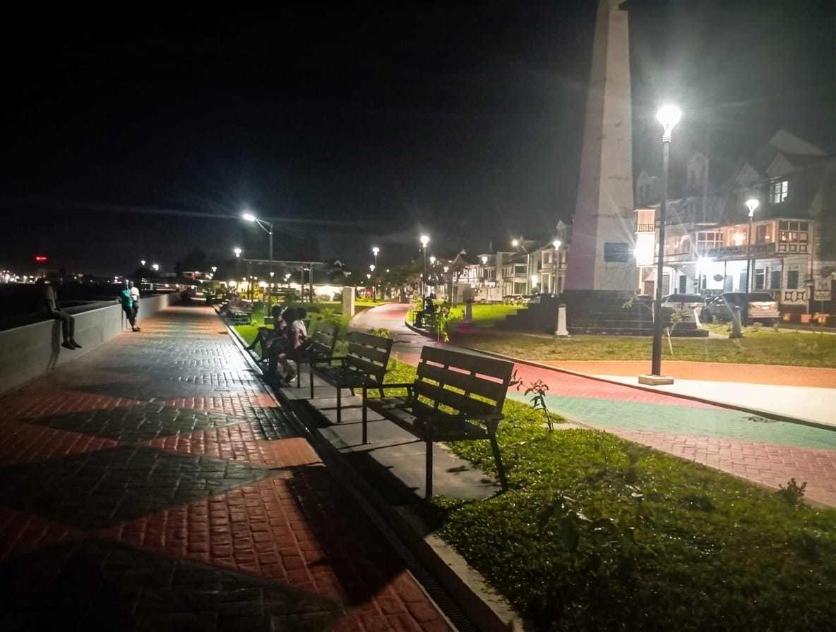 waterkant paramaribo