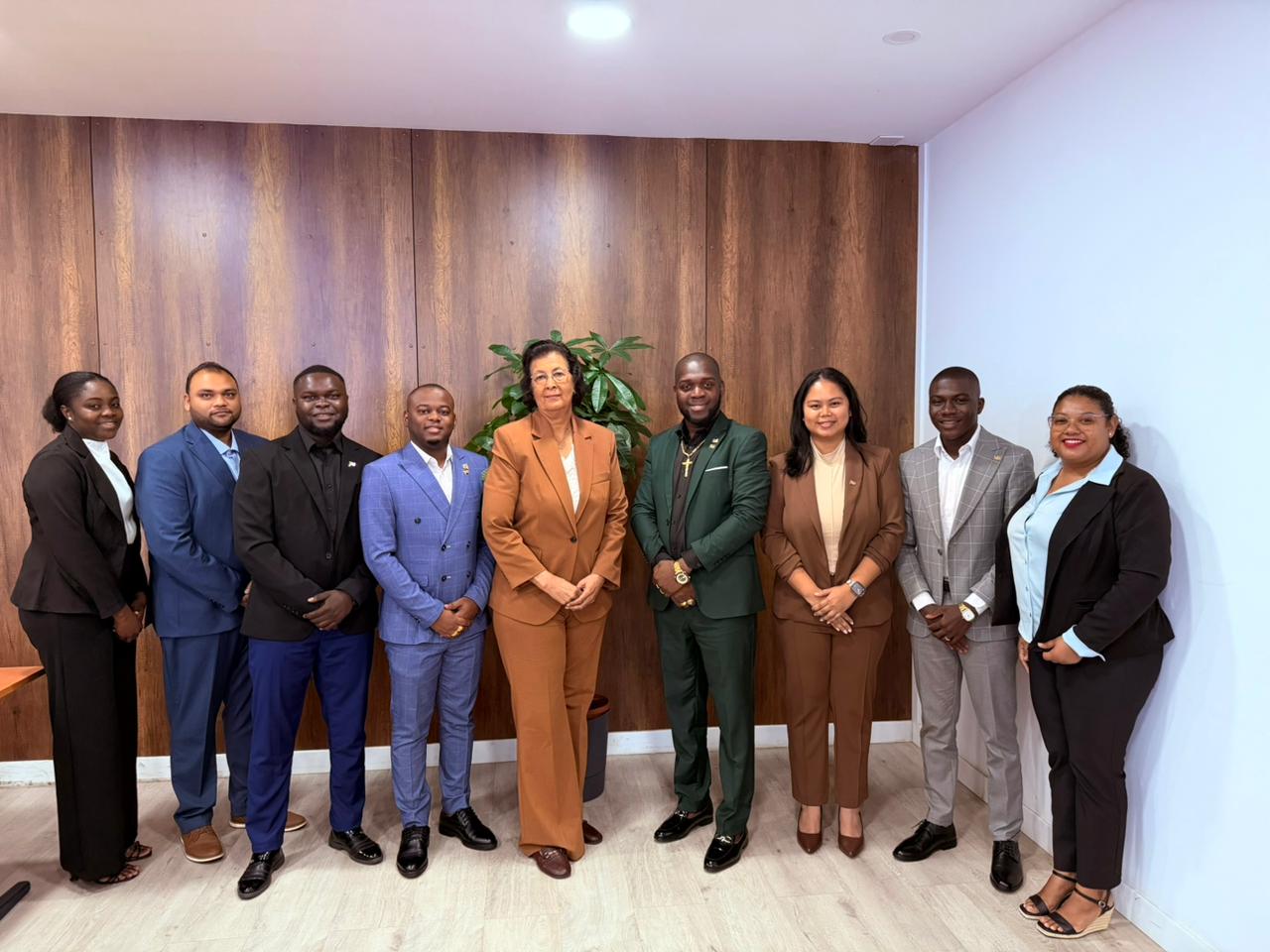 Melkcentrale Paramaribo wil uitbreiden met plantaardige melk en nieuwe producten