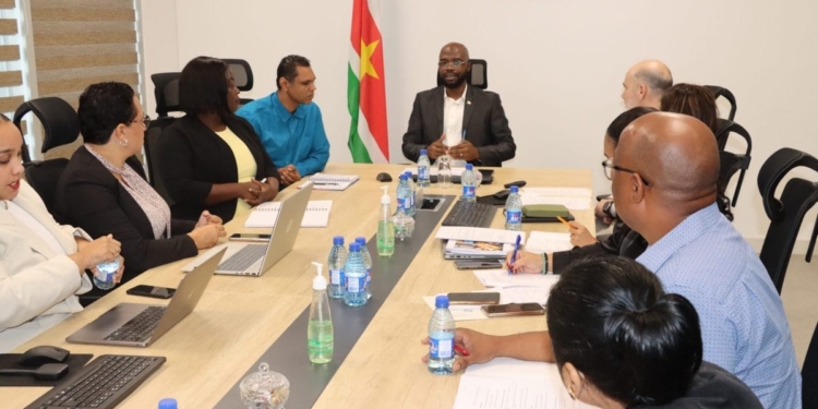 Presentatie van TotalEnergies over het Gran Morgu-project in Blok 58 op het ministerie van Volksgezondheid