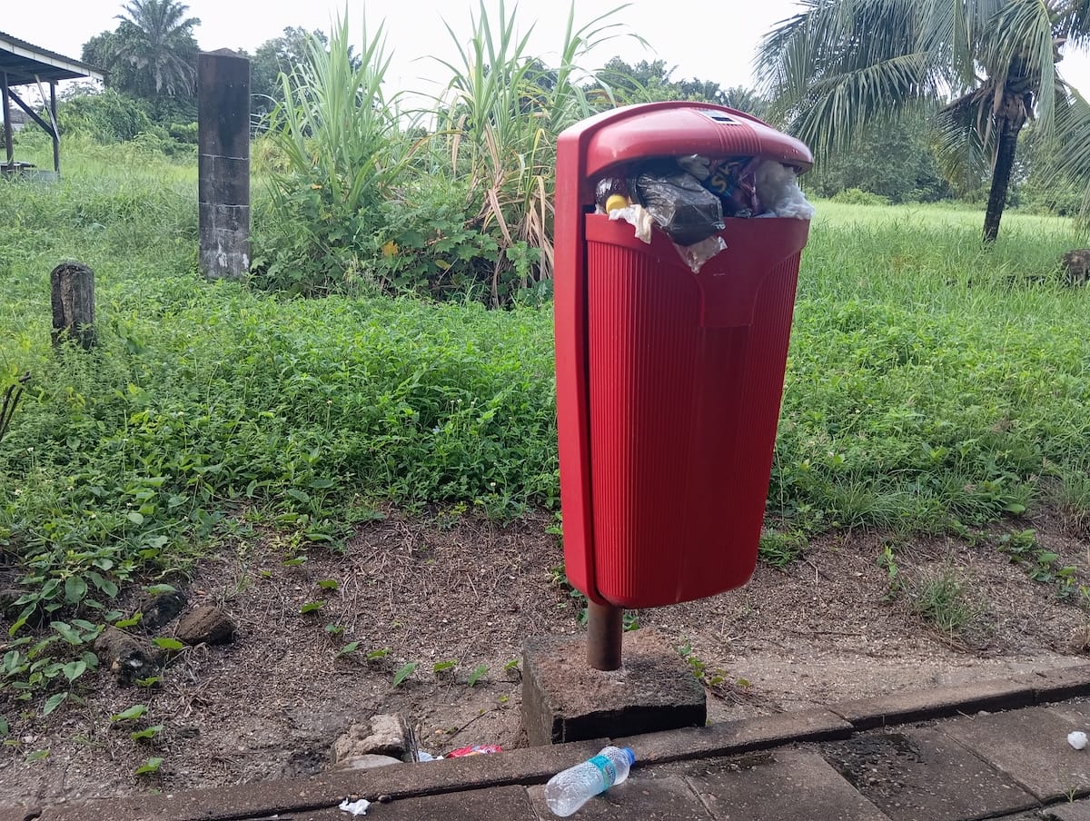 ton afvalbak prullenbak