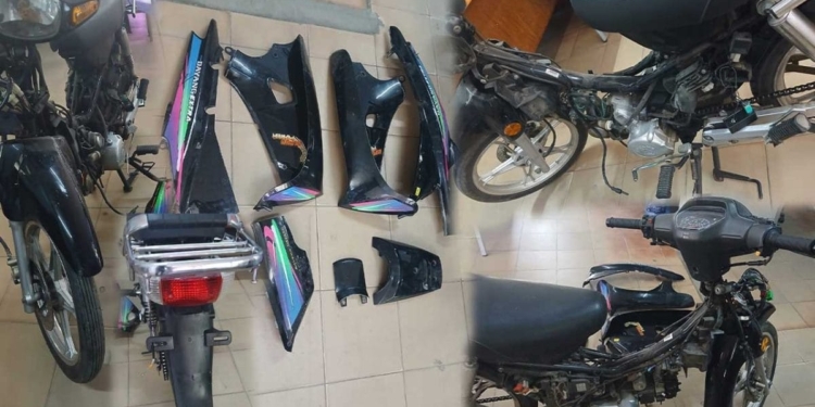 Politie Livorno arresteerde drie verdachten voor diefstal van twee gedemonteerde bromfietsen