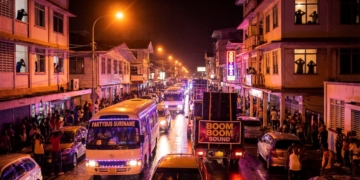 partybus feest muziek