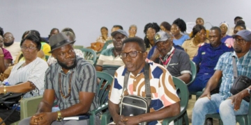 ressortraad moengo hoorzitting