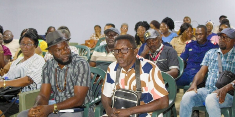 ressortraad moengo hoorzitting