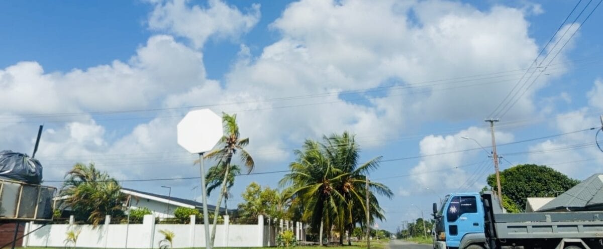verkeersbord onleesbaar