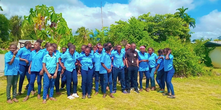 voorlichting jeugd sipaliwini