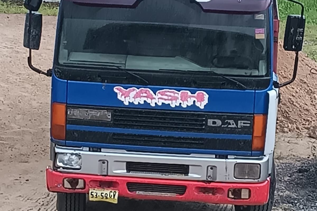 vuilophaal dumptruck para