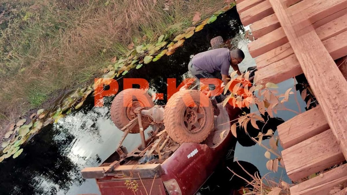 Pick-upbestuurder verdronken na val van brug in Coesewijnekreek op weg naar Tibiti