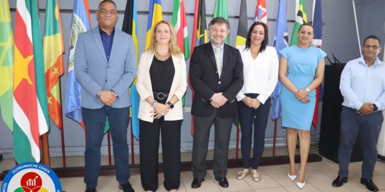 Internationale ontmoeting gericht op industriële ontwikkeling Suriname.