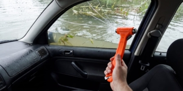 life hammer auto te water2