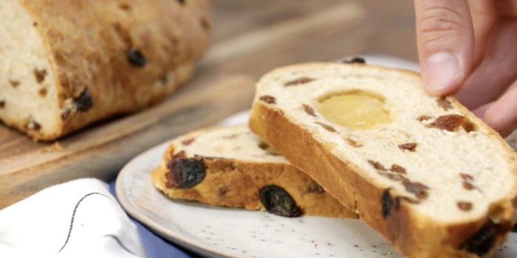 paasbrood feeststol kerstbrood