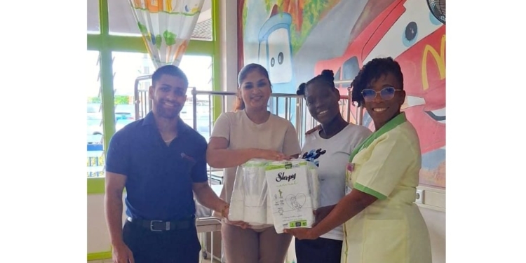 pampers voor drieling