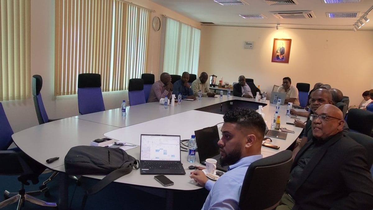 Telesur vernieuwt netwerkapparatuur om bereik van tv, internet en telefonie in het binnenland te verbeteren.