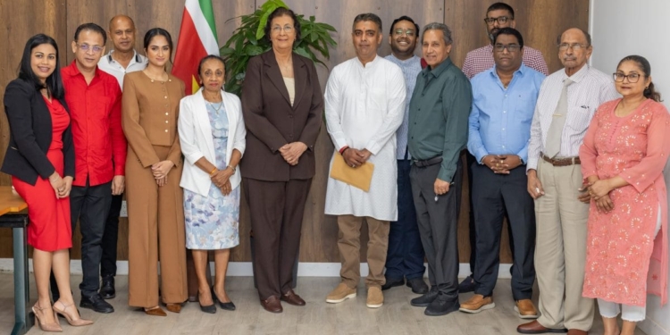 Simons met Sanatam Dharm