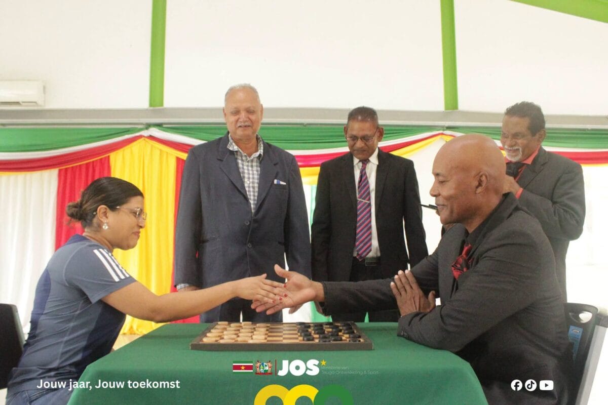 dammen interguynese spelen