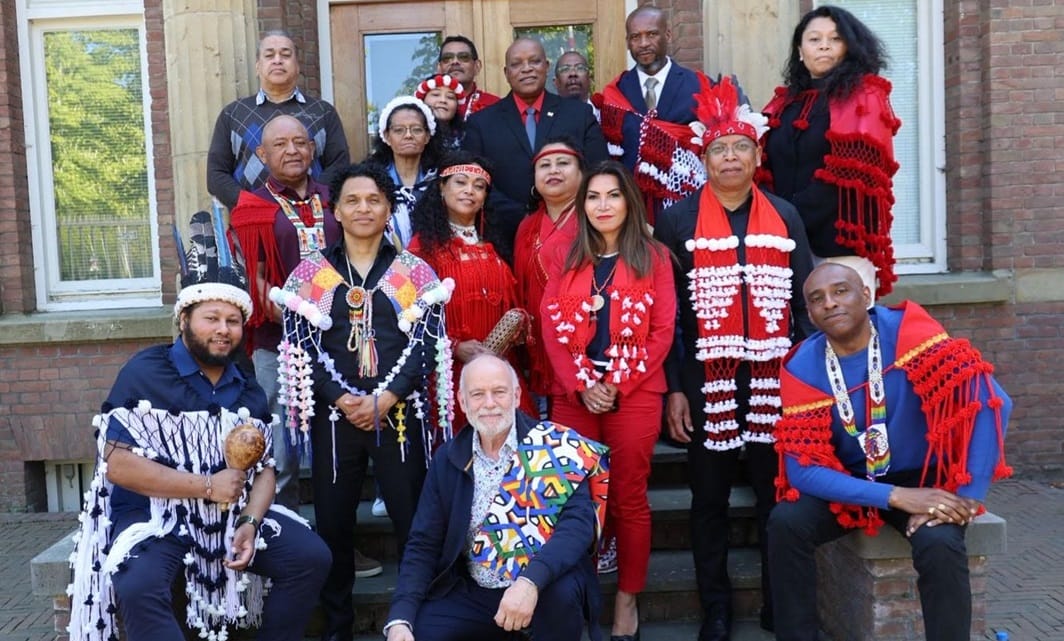 inheemsen ambassade nederland