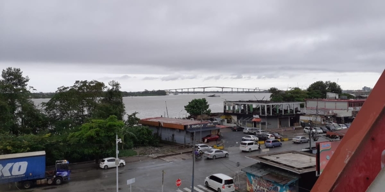 paramaribo suriname wijdenbosch brug