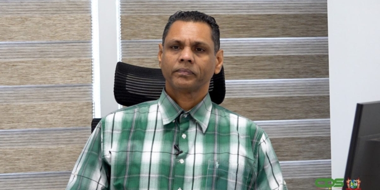 Rakesh Gajadhar Sukul, directeur Volksgezondheid
