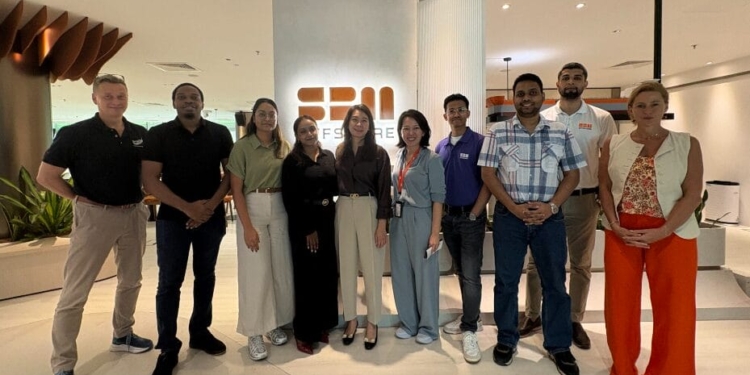 Surinamese graduates SBM Offshore