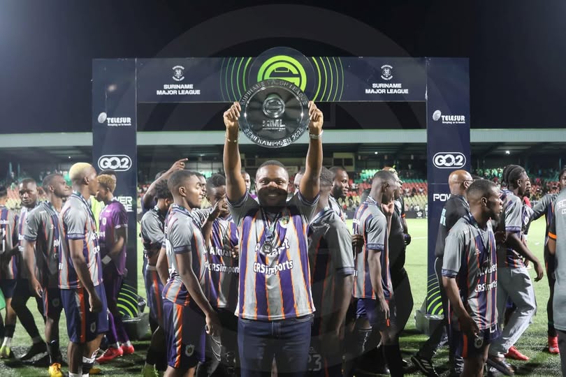 Roept overheid en bedrijfsleven op te investeren in Suriname Major League.